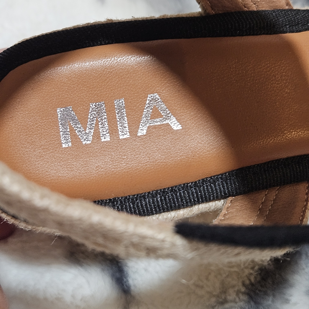 MIA Black and Tan Wedge Sandals - Picture 7 of 9